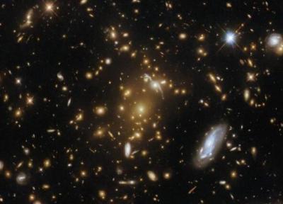 شکار نمای استثنایی از قلب کهکشان اژدها به وسیله تلسکوپ هابل، عکس