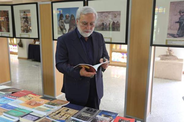 غنی سازی و به روز رسانی کتاب های کتابخانه بنیاد ایران شناسی